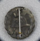 ORIGINAL GERMAN WW 2 and WW 1 MIXED MEDALS LOT - 5 of 14