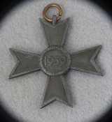 ORIGINAL GERMAN WW 2 and WW 1 MIXED MEDALS LOT - 11 of 14