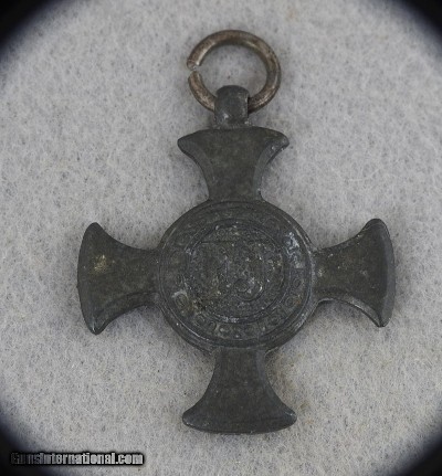 ORIGINAL GERMAN WW 1 MIXED METALS LOT - Image 20 of 23
