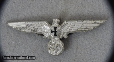 ORIGINAL GERMAN WW 2 MIXED BADGES AND METALS LOT - Image 12 of 15