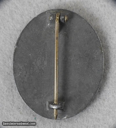 ORIGINAL GERMAN WW 2 MIXED BADGES LOT - Image 15 of 17