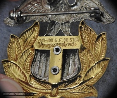 ORIGINAL US WW 2 MIXED PINS AND BADGES LOT - Image 10 of 20