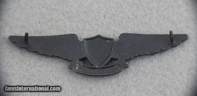 ORIGINAL US WW 2 MIXED PINS AND BADGES LOT - Image 6 of 20