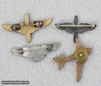 ORIGINAL US WW 2 MIXED PINS AND LAPEL BUTTON LOT - Image 3 of 5