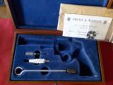 1978 Smith & Wesson 25-2 45ACP 'as new' with Original Box and Paperwork - 8 of 9