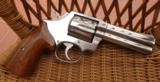 Smith & Wesson Model 681 .357 Magnum - 1 of 8