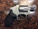 Smith & Wesson 642-2 Airweight - 2 of 2