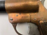 International Flare Signal Company M52 Flare Gun Dated Oct. 1943 - 4 of 5