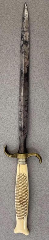 Early Dagger From The Jim Dresslar Collection - 1 of 9