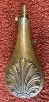 Unmarked Antique Shell Pattern Powder Flask - 1 of 8