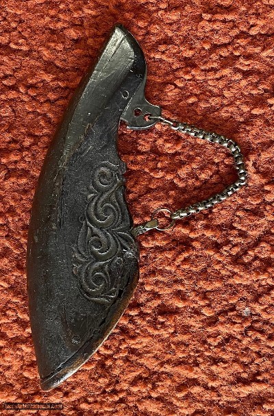 Antique Indonesian Batak Toba Powder Horn