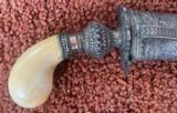 Very High Quality Antique Philippine Moro Gunong / Punal Dagger - 7 of 15