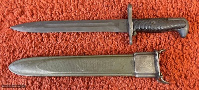 WW2
M1 Garand Bayonet And Scabbard