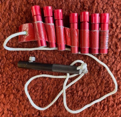 Rare Military USAF Pilot Gyro Jet Survival Signal Flare Pen Kit Vietnam - Image 6 of 10