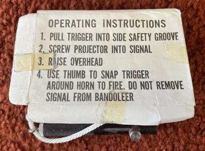Rare Military USAF Pilot Gyro Jet Survival Signal Flare Pen Kit Vietnam - Image 2 of 10