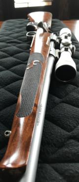 ****SOLD****WINCHESTER MODEL 70 CLASSIC STAINLESS .243 - LEUPOLD VXIII 2.5-8 - 16 of 20