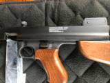 *****SOLD*****CSMC - STANDARD MANUFACTURING CO THOMPSON MODEL 1922 "TOMMY GUN" .22 LONG RIMFIRE - NEW IN BOX! - 7 of 18