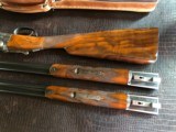 Parker Repro DHE 28/410 - 26”
- 2 Forends - Factory Paperwork - Excellent Shape - 5.5 lbs - 14 1/8 x 1 3/8 X 2 1/8 - 16 of 25