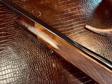 Weatherby Mark V - .257 Weatherby Magnum - As New - Beautiful Walnut - Made in USA - Fine Rifle in one of my favorite calibers .257 WM - 16 of 21