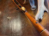 Weatherby Mark V - .257 Weatherby Magnum - As New - Beautiful Walnut - Made in USA - Fine Rifle in one of my favorite calibers .257 WM - 20 of 21