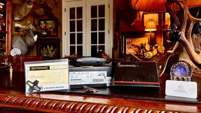BROWNING GRADE VI 16GA 28” 99% INVECTOR NIB ALL ACCESSORIES MATCHING BOX LABEL ca. 2003 SUPERB BLACK FEATHERCROTCH WALNUT - Image 10 of 24