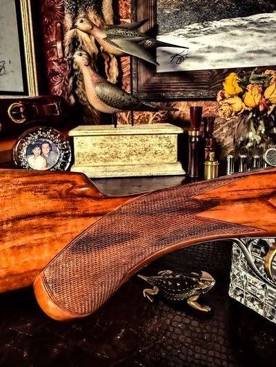 BROWNING SUPERPOSED POINTER 20GA - M/F - 28” ca. 1960 - 99% CONDITION - MAGIS ENGRAVED -FINE RARE SHOTGUN GRADE LOW PRODUCTION - UNTOUCHED ORIGINAL - Image 6 of 24
