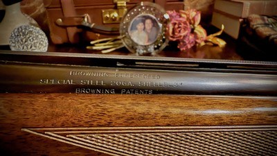 BROWNING SUPERPOSED LIGHTNING 20GA 28