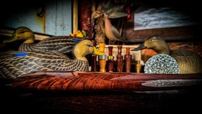 BROWNING SUPERLIGHT GRADE VI 20GA - BLACK FEATHERCROTCH WALNUT - ORIGINAL BOX- INVECTOR CHOKES - HIGH CONDITION - GORGEOUS SHOTGUN! - Image 12 of 16