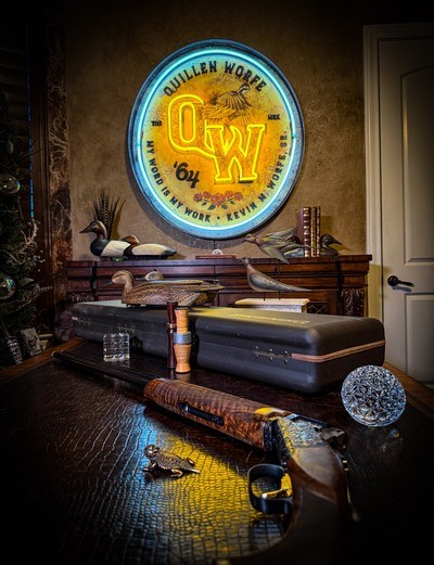 BROWNING 725 SPORTING MEDALLION HIGH GRADE 410GA 30” DIANA CHOKES 99% CONDITION NEGRINI FACTORY CASE ALL ACCESSORIES HIGHEST GRADE WALNUT - Image 3 of 17