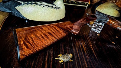 BROWNING GRADE III 28GA CITORI LIGHTNING 26” INVECTOR ca. 1998 - 99% - REMARKABLE FIDDLEBACK BLACK WALNUT - NEW BROWNING CASE - Image 9 of 17