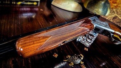 BROWNING GRADE III 28GA CITORI LIGHTNING 26” INVECTOR ca. 1998 - 99% - REMARKABLE FIDDLEBACK BLACK WALNUT - NEW BROWNING CASE - Image 12 of 17