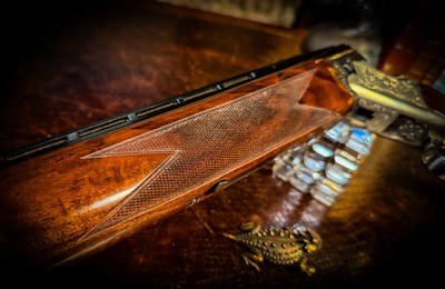 BROWNING GRADE III 410GA 26” CITORI LIGHTNING - RKLT - IC / M FIXED CHOKES ca. 1989 - MAGNIFICENT EXHIBITION BLACK WALNUT - Image 11 of 18