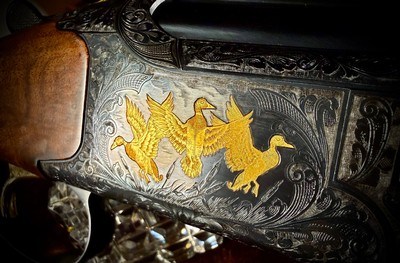 BROWNING SUPERLIGHT GRADE VI 20GA AS-NEW IN BOX 5-INVECTOR CHOKES TOOL AND THE FINEST BLACK FEATHERCROTCH WALNUT - Image 9 of 19