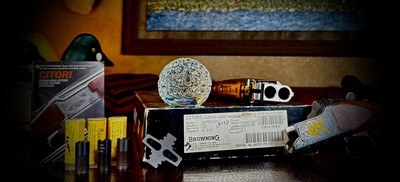 BROWNING SUPERLIGHT GRADE VI 20GA AS-NEW IN BOX 5-INVECTOR CHOKES TOOL AND THE FINEST BLACK FEATHERCROTCH WALNUT - Image 5 of 19