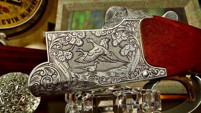 BROWNING GRADE V 28GA CITORI SKEET - AS NEW IN BOX - HAND ENGRAVED - ca. 1979 - FLAWLESS COLLECTOR GRADE GORGEOUS SHOTGUNCONDITION: AS NEW - Image 1 of 19