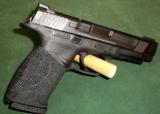 Customized Smith & Wesson M&P 45ACP.- 3 of 4
