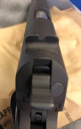 Colt Govt Model , Series 70 Re-Issue 45acp - 10 of 15