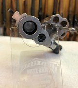 S&W 500 , 500SW 4 - 6 of 13