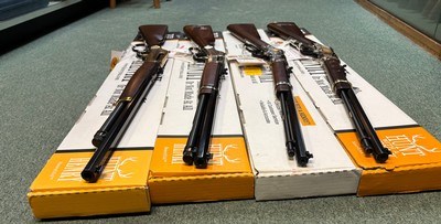 Henry Repeating Arms 22 / 44 Magnum / 45-70 - Image 15 of 15