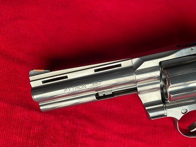 Colt Python 357 Magnum - Image 7 of 12