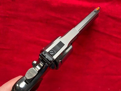 Colt Python 357 Magnum - Image 5 of 12