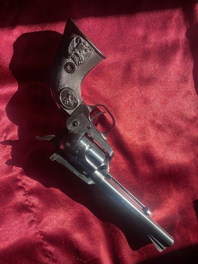Colt New Frontier .22 LR - Image 3 of 7