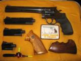 Dan Wesson 357/38 Four Barrel Pistol Pac - 1 of 12
