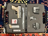 Crosshair Springfield XD Mod2 Sub Compact FDE .40 S&W RARE, NEW