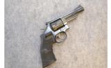 Smith & Wesson Model 19-6
.357 Mag - 1 of 2