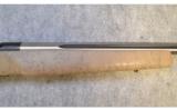 Weatherby Mark V Varminter ~ .22-250 - 4 of 9