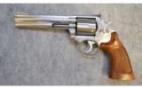 Smith & Wesson 686 ~ Engraved ~ .357 Mag - 2 of 2