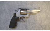 Smith & Wesson 629-6 ~ .44 Magnum - 1 of 2