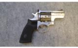 Ruger Super Redhawk Alaskan C.T. ~ .44 Magnum - 1 of 2