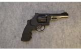 Smith & Wesson 327 PC~.357 Magnum - 1 of 2